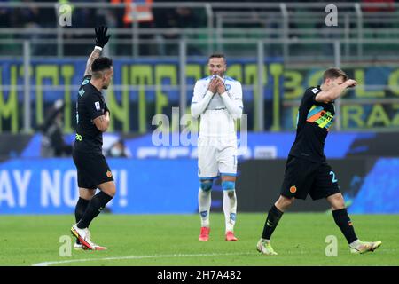 Mailand, Italien. 21st. November 2021. Lautaro Martinez vom FC Internazionale die Serie Ein Spiel zwischen dem FC Internazionale und dem SSC Napoli im Stadio Giuseppe Meazza am 21. November 2021 in Mailand, Italien. Quelle: Marco Canoniero/Alamy Live News Stockfoto