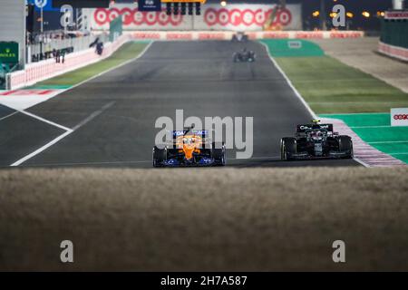 03 RICCIARDO Daniel (aus), McLaren MCL35M, 05 VETTEL Sebastian (ger), Aston Martin F1 AMR21, Aktion während des Formel 1 Ooredoo Qatar Grand Prix 2021, 20th Lauf der FIA Formel 1 Weltmeisterschaft 2021 vom 19. Bis 21. November 2021 auf dem Losail International Circuit, in Lusail, Katar - Foto: Florent Gooden/DPPI/LiveMedia Stockfoto