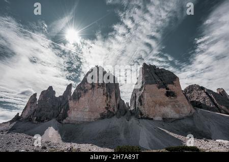 Blick auf die Nordwände der drei Zinnen, Italien. Stockfoto