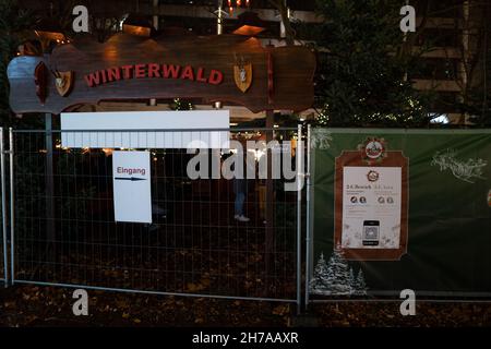 weihnachtsmarkt Hamburg, Deutschland mit covid19 Eintrittsbeschränkungen Stockfoto