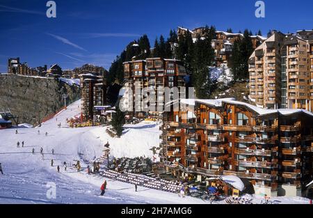 FRANKREICH. HAUTE-SAVOIE (74) MASSIV VON CHABLAIS. AVORIAZ SKIGEBIET. SCHLITTEN IM GEBIET VON PORTES DU SOLEIL Stockfoto