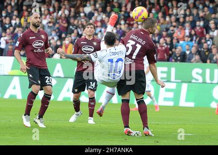 Salerno, Italien. 21st. November 2021. Francesco Caputo (UC Sampdoria) in Aktion die Serie Ein Spiel zwischen US Salernitana 1919 und UC Sampdoria im Stadio Arechi Endnote: (Foto von Agostino Gemito/Pacific Press) Quelle: Pacific Press Media Production Corp./Alamy Live News Stockfoto