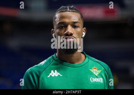 Madrid, Spanien. 21st. November 2021. Shannon Evans beim Real Madrid Sieg über Coosur Real Betis (71 - 48) in der Liga Endesa regulären Saison (Tag 11) gefeiert in Madrid (Spanien) im Wizink Center. November 21th 2021. (Foto von Juan Carlos García Mate/Pacific Press) Quelle: Pacific Press Media Production Corp./Alamy Live News Stockfoto