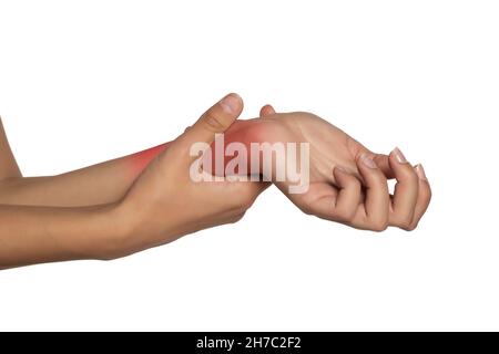 Frau hält ihr schmerzhaftes Handgelenk auf weißem Hintergrund Stockfoto