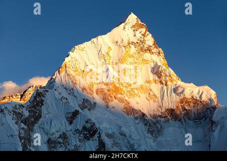 Abendansicht des Mount Nuptse von Kala Patthar, Nepal Himalaya Berge Stockfoto