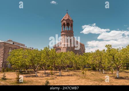 Kirche des heiligen Mesrop Mashtots - der Gründer des armenischen Alphabets und der Sprache. Das Grab des heiligen befindet sich in der Kathedrale. Stockfoto