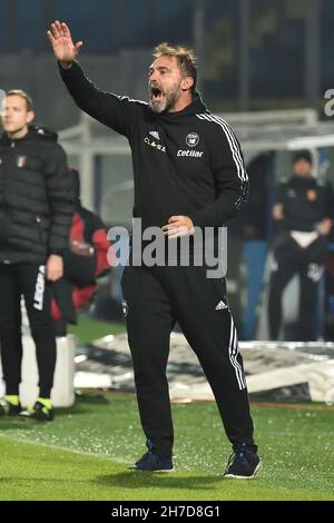 Arena Garibaldi, Pisa, Italien, 21. November 2021, Cheftrainer von Pisa Luca D'Angelo während des AC Pisa gegen Benevento Calcio - Italienische Fußballmeisterschaft Stockfoto