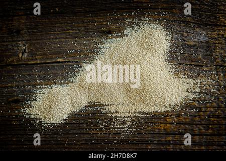 Trockene aktive Hefe, wie trockene Hefe, wird zum Backen von Brot und Kuchen sowie zur Bierherstellung Saccharomyces cerevisiae verwendet Stockfoto