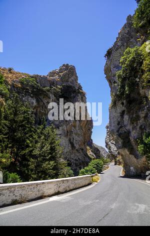 Die Kotsifos-Schlucht ist eine Schlucht auf der Südseite des westlichen Teils der Insel Kreta. Es liegt westlich des Berges Kouroupa, nördlich Stockfoto