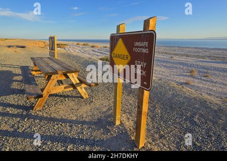 Ein malerischer Frühlingsabend am Ufer der Salton Sea, Riverside CA Stockfoto