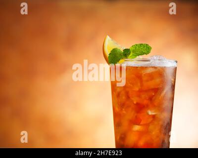 Arnold Palmer Cocktail mit Eistee und Limonade Stockfoto