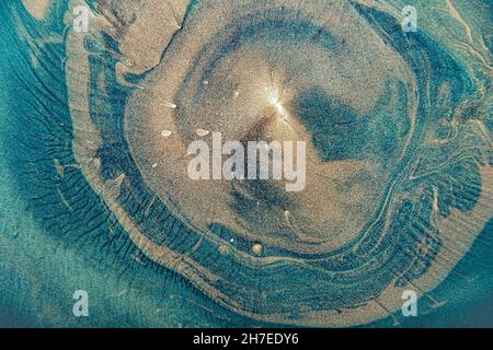 Alkoholtinte Farben durchscheinend. Abstrakt mehrfarbigen Marmor Textur Hintergrund. Design Geschenkpapier, Tapete. Mischen von Acrylfarben. Moderne Flüssigkeit Stockfoto