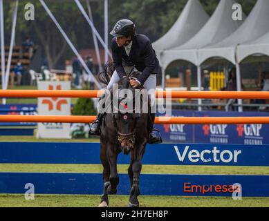 Monterrey Mexico mit Daniel Bluman und Ubiluc beim Grand Prix 1,55m Stockfoto