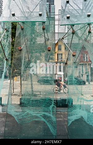 Grasett Park feiert die Reaktion der Stadt Toronto, insbesondere ihrer Ärzte, Krankenschwestern und anderen Pflegekräften, auf den Zustrom von Stockfoto