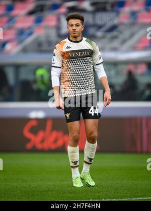 Renato Dall&#39;Ara Stadium, Bologna, Italien, 21. November 2021, Venews Ethan Ampadu-Porträt während des FC Bologna gegen den FC Venezia - italienische Fußballmannschaft Ser Stockfoto