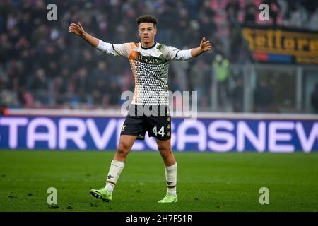 Renato Dall&#39;Ara Stadium, Bologna, Italien, 21. November 2021, Venews Porträt Ethan Ampadu reagiert während des FC Bologna gegen den FC Venezia - italienischer SoC Stockfoto