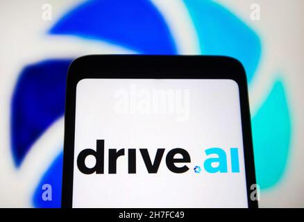 Ukraine. 22nd. November 2021. In dieser Abbildung ist das Drive.ai-Logo auf einem Smartphone-Bildschirm zu sehen. Kredit: SOPA Images Limited/Alamy Live Nachrichten Stockfoto