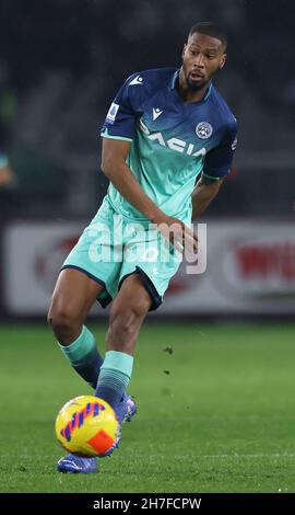 Turin, Italien, 22nd. November 2021. Beto von Udinese Calcio während der Serie A Spiel im Stadio Grande Torino, Turin. Bildnachweis sollte lauten: Jonathan Moscrop / Sportimage Kredit: Sportimage/Alamy Live News Stockfoto