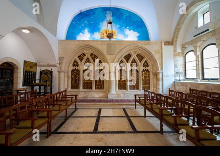 21-11-2021. jerusalem-israel. Innenansicht der zentralen und alten Synagoge, benannt nach Rabbi Yochanan ben Zakkai. Im jüdischen Viertel von Jer Stockfoto