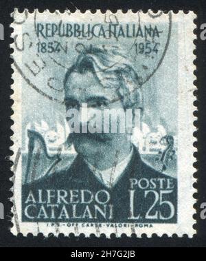 ITALIEN - UM 1954: Briefmarke gedruckt von Italien, zeigt Alfredo Catalani, Komponist, um 1954 Stockfoto