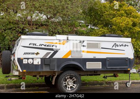 Australien, Avan Wohnmobil Anhänger Fahrzeug geparkt auf einer Straße in Sydney in Australien Stockfoto