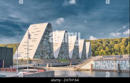 The Wave Boelgen ikonische moderne Apartments in Vejle, Dänemark Stockfoto