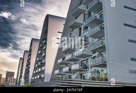 The Wave Boelgen ikonische moderne Apartments in Vejle, Dänemark Stockfoto