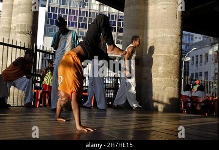 BRASILIEN, STAAT BAHIA, SALVADOR DE BAHIA, EINE BRASILIANISCHE KAMPFKUNST ANGOLANISCHEN URSPRUNGS, CAPOEIRA Stockfoto