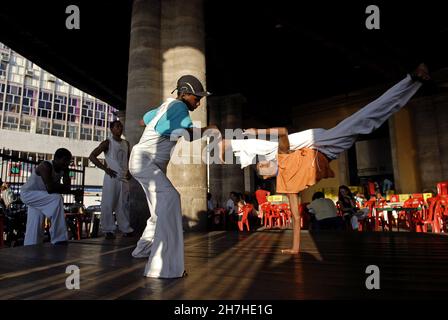 BRASILIEN, STAAT BAHIA, SALVADOR DE BAHIA, EINE BRASILIANISCHE KAMPFKUNST ANGOLANISCHEN URSPRUNGS, CAPOEIRA Stockfoto