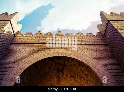 Low-Angle-Aufnahme der alten Tore Babylons an einem sonnigen Tag im Irak Stockfoto