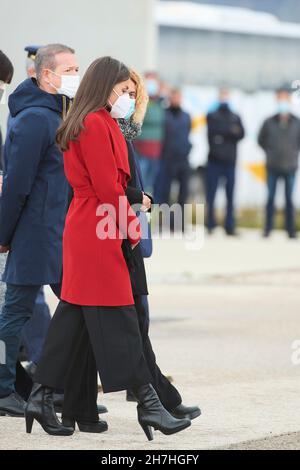 Madrid, Madrid, Spanien. 23rd. November 2021. Königin Letizia von Spanien reist am 23. November 2021 in Madrid, Spanien, zu einem 3-tägigen Staatsbesuch nach Stockhoklm am Flughafen Adolfo Suarez Madrid Barajas (Bild: © Jack Abuin/ZUMA Press Wire) Quelle: ZUMA Press, Inc./Alamy Live News Stockfoto