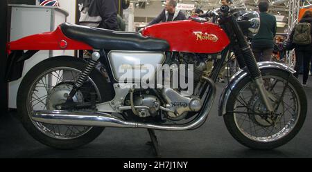 Klassisches altes britisches Fahrrad: Norton 750 Commando Fastback (1969) Stockfoto