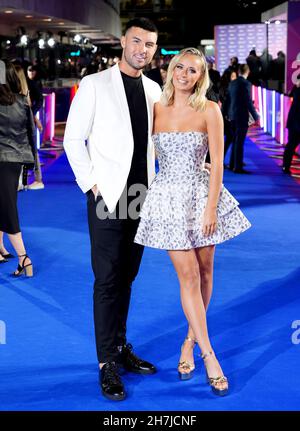 Liam Reardon und Millie Court nehmen an der ITV Palooza Teil, die in der Royal Festival Hall, Southbank Centre, London, stattfindet. Bilddatum: Dienstag, 23. November 2021. Stockfoto