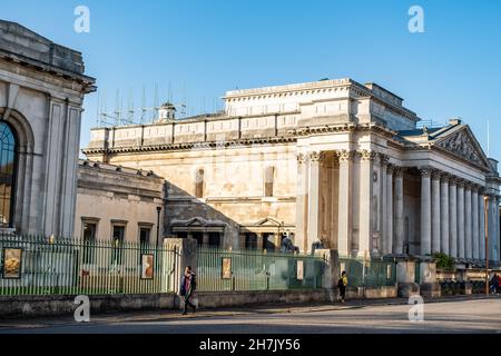 Cambridge, Cambridgeshire, Großbritannien – November 2021. Das Äußere des Fitz William Museums, ein neoklassizistisches Gebäude, das 1816 gegründet wurde Stockfoto