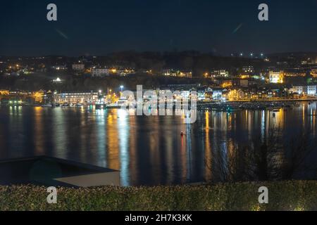 Kinsale, Co. Cork bei Nacht Stockfoto