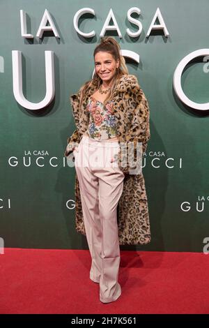 Madrid. Spanien. 20211123, Flora Gonzalez nimmt am 23. November 2021 an der Premiere des „House of Gucci“ im Callao Cinema in Madrid Teil. Quelle: MPG/Alamy Live News Stockfoto