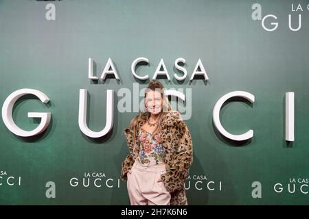 23. November 2021, Madrid, Madrid, Spanien: Flora Gonzalez nimmt an der Premiere des „House of Gucci“ im Callao Cinema am 23. November 2021 in Madrid, Spanien Teil (Bildnachweis: © Jack Abuin/ZUMA Press Wire) Stockfoto