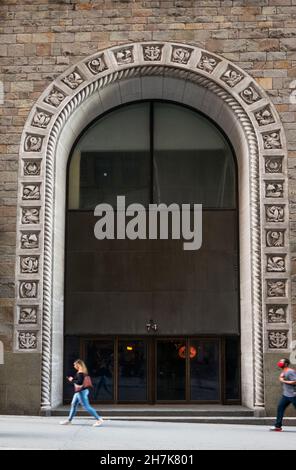 Ehemalige Bank von Seaman für Einsparungen in 74 Wall Street Manhattan NYC Stockfoto