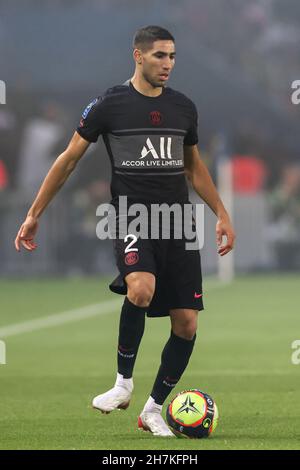 Paris, Frankreich, 20th. November 2021. Achraf Hakimi von PSG beim Ligue 1-Spiel im Parc des Princes, Paris. Bildnachweis sollte lauten: Jonathan Moscrop / Sportimage Stockfoto