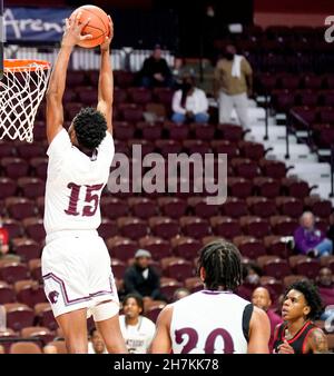 Uncasville, CT, USA. 23rd. November 2021. November 23. 2021: Jordan Peebles verstuckt, als VU Winston Salem 59-55 im Chris Paul HBCU Tip Off besiegt, veranstaltet vom BHOF und präsentiert von Hotels.com in der Mohegan Sun Arena in Uncasville, Connecticut. Dan HearyEclipse Sportswire CSM/Alamy Live News Stockfoto