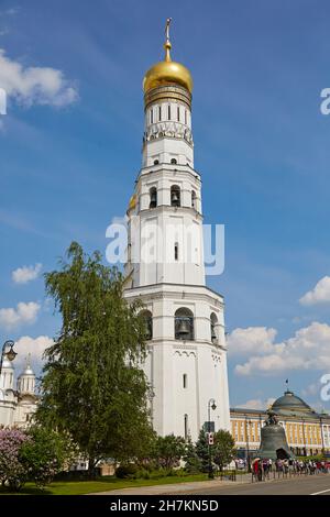 Glockenturm Iwan der große im Kreml in Moskau Moskwa, Moskau-Wolga-Kanal, Russland, Europa Stockfoto