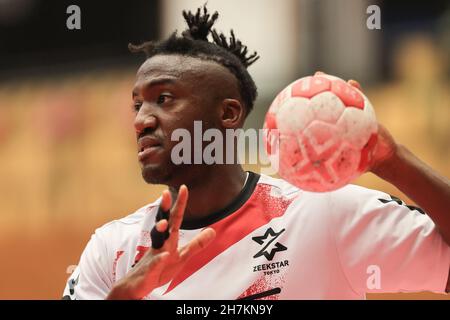 Luc Abalo (Zeekstar). 23. NOVEMBER 2021 - Handball : 46th Japan Handball League Männerspiel zwischen Zeekstar Tokyo 29-35 Brave Kings im Minato City Sports Center, Tokyo, Japan. Quelle: AFLO SPORT/Alamy Live News Stockfoto