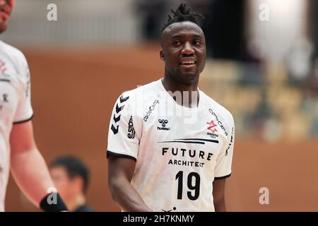 Luc Abalo (Zeekstar). 23. NOVEMBER 2021 - Handball : 46th Japan Handball League Männerspiel zwischen Zeekstar Tokyo 29-35 Brave Kings im Minato City Sports Center, Tokyo, Japan. Quelle: AFLO SPORT/Alamy Live News Stockfoto