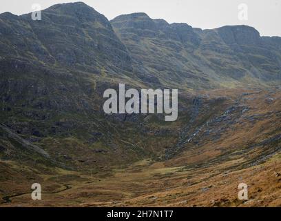 In der Nähe von Bealach na Ba Aussichtspunkt, Pass nach Applecross, Highlands, Schottland, Strathcarron, Schottland, Vereinigtes Königreich Stockfoto