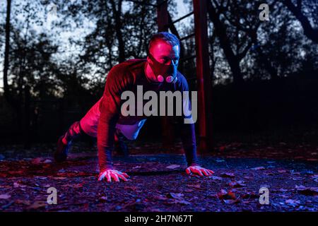 Training im park Stockfoto