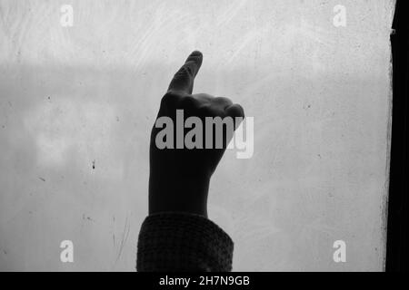 Untergeordnete Zeichnung auf Fenster zuschneiden Stockfoto