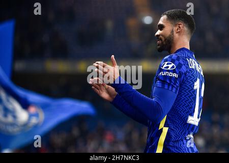 London, Großbritannien. 23. November 2021. Ruben Loftus-Cheek des FC Chelsea reagiert am Ende des UEFA Champions League-Fußballspiels zwischen dem FC Chelsea und dem FC Juventus. Kredit: Nicolò Campo/Alamy Live Nachrichten Stockfoto