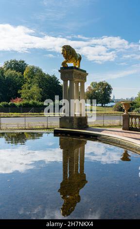 Sehenswürdigkeiten Am Schloss Glienicke In Berlin Wannsee Stockfoto