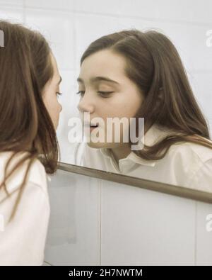 Las niñas Jahr : 2020 Spanien Regie : Pilar Palomero Andrea Fandos Stockfoto