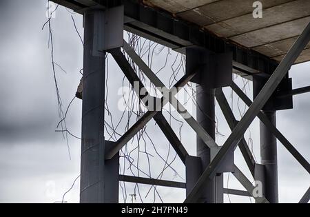 Eines der letzten Fragmente, die vom Alaskan Way Viadukt in Seattle standen, bevor es ebenfalls abgerissen wurde. Stockfoto